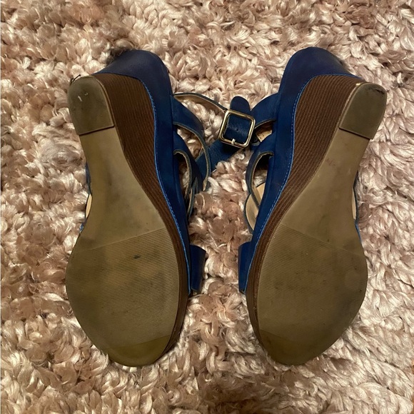 Navy Blue Wedge Sandals Size 91/2 - Picture 3 of 5
